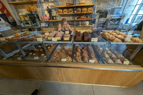 Cake Box photo 3